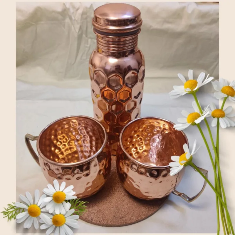 copper-bottle-with-mugs-750ml-honeycomb-kitchen-603