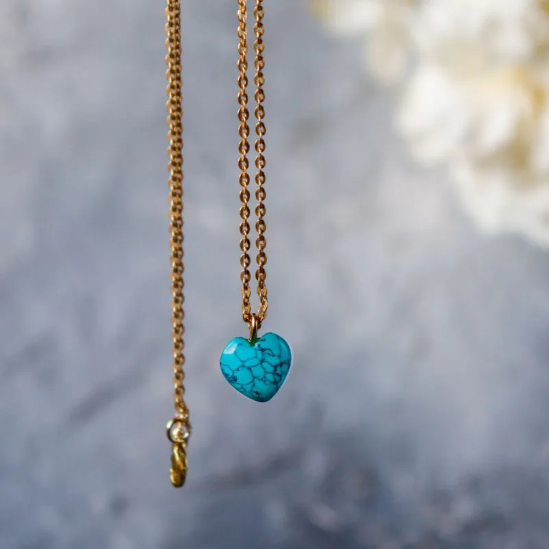 turquoise-stone-pendant-with-chain-golden-jewellery-345